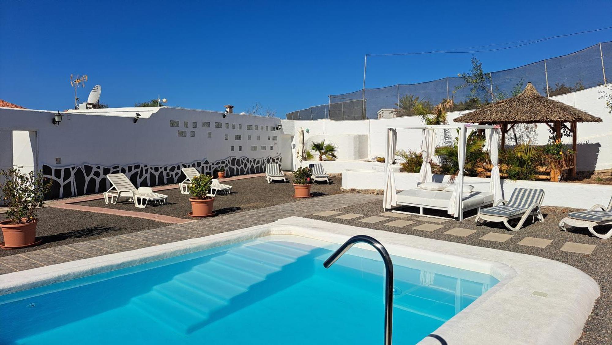 Inviting 1-Bedroom House 'Esquina' Finca Vistamar Салобре Екстериор снимка