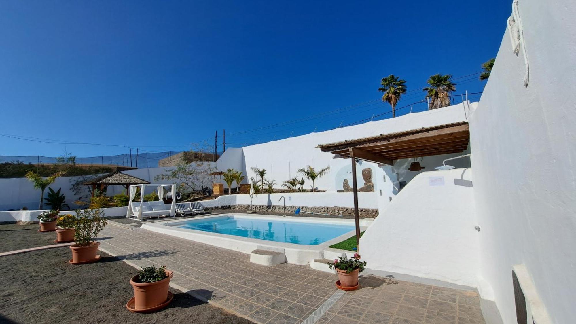 Inviting 1-Bedroom House 'Esquina' Finca Vistamar Салобре Екстериор снимка