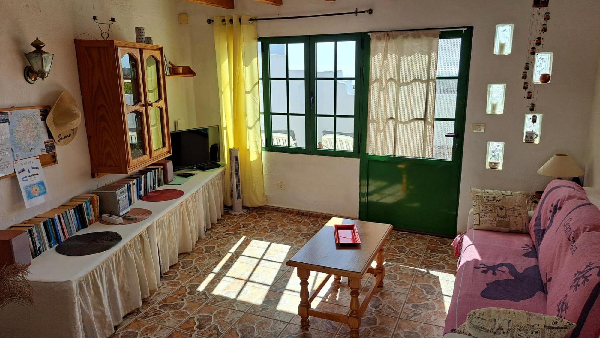 Inviting 1-Bedroom House 'Esquina' Finca Vistamar Салобре Екстериор снимка